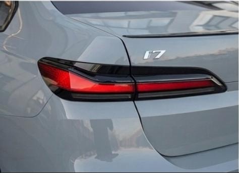 BMW i7 M Sport Pro — zdjęcie 12