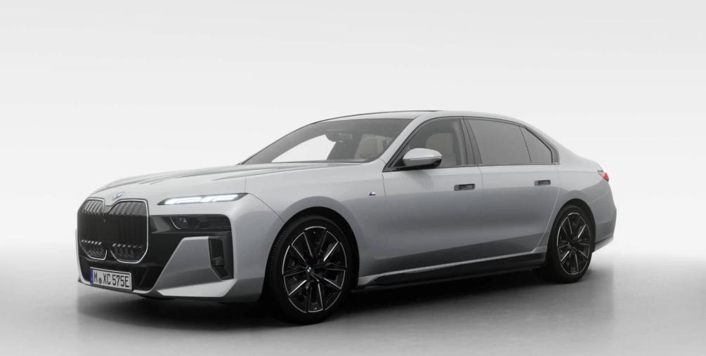 BMW i7 M Sport Pro — zdjęcie 1