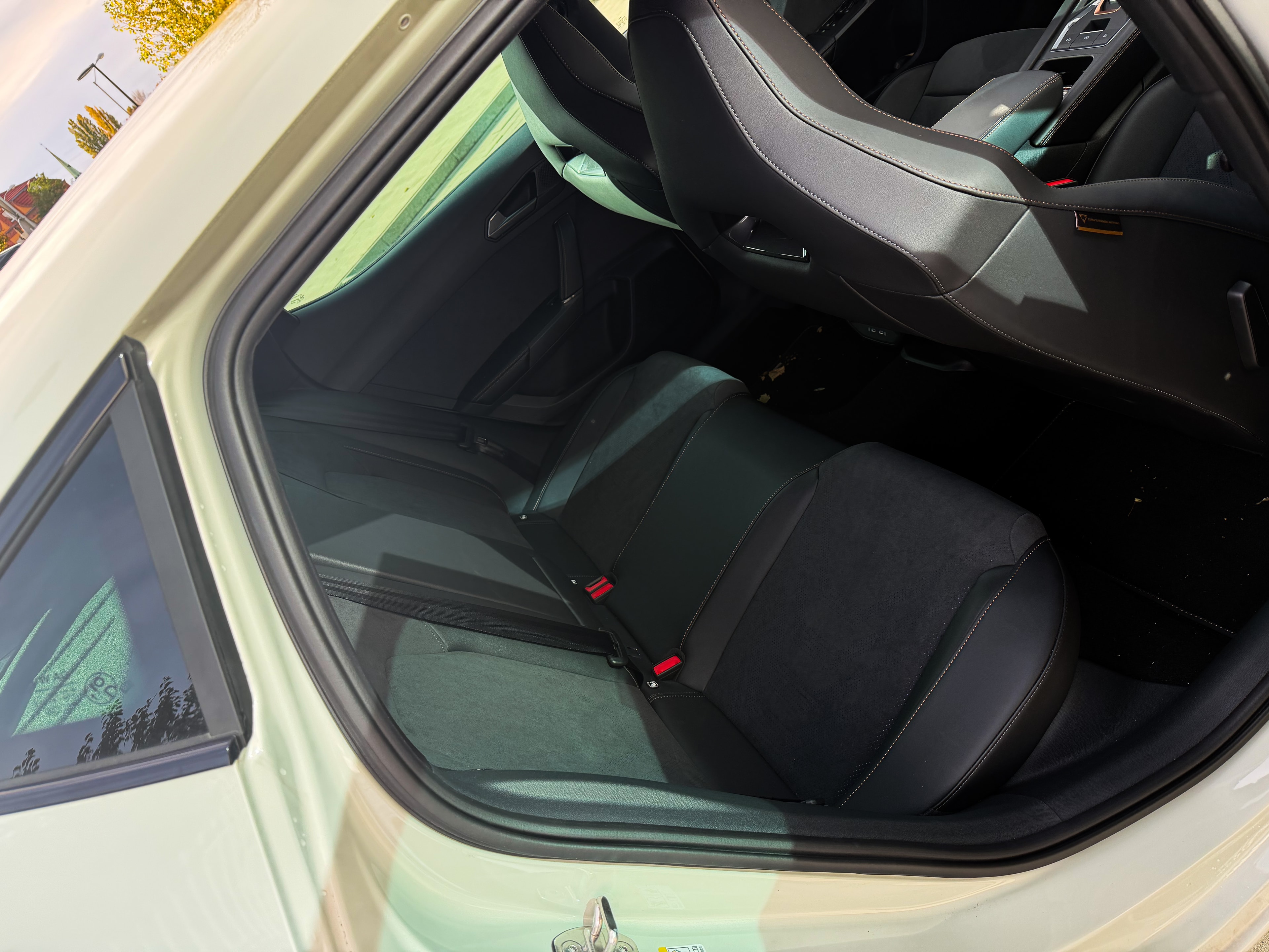 Cupra Leon eTSI 150 — zdjęcie 12