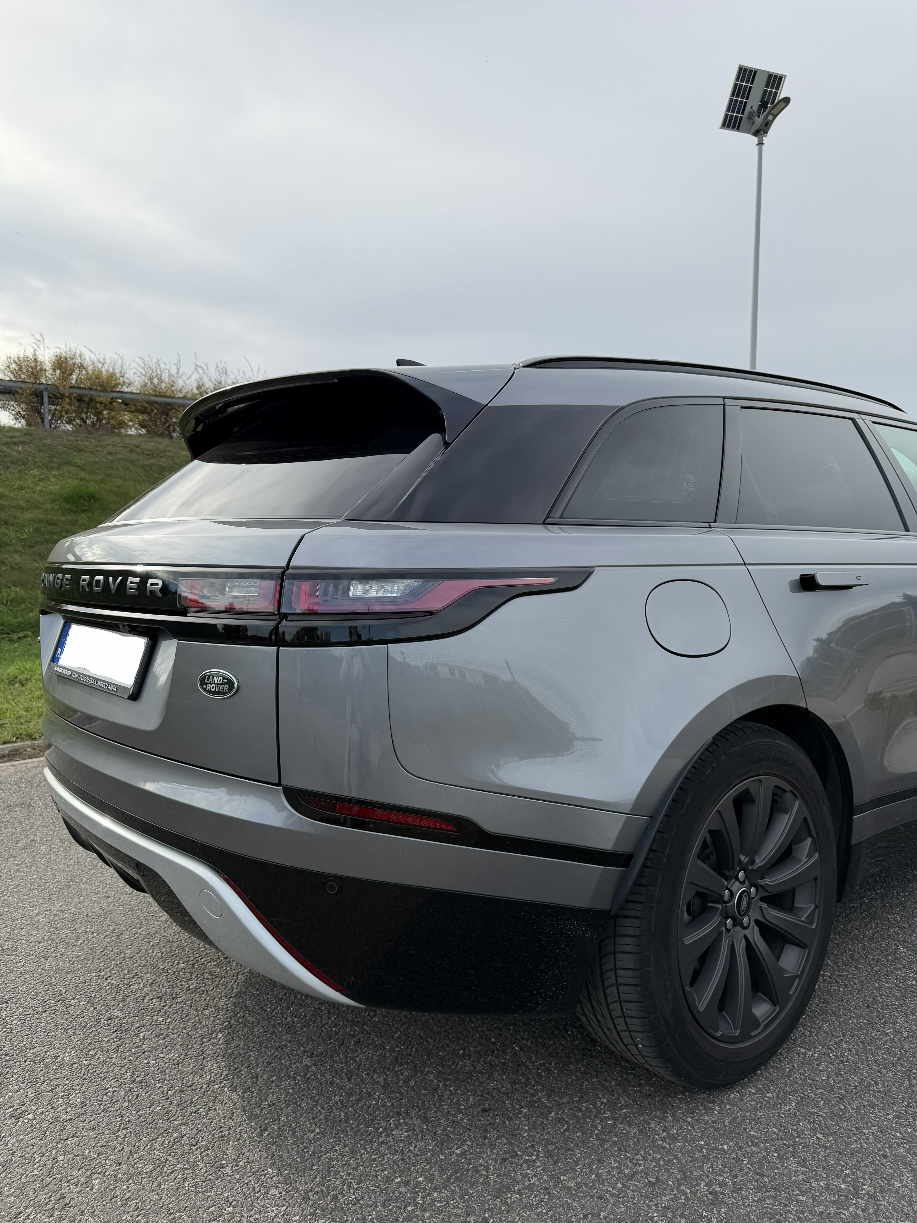 Land Rover Range Rover Velar D200 Dynamic SE — zdjęcie 6