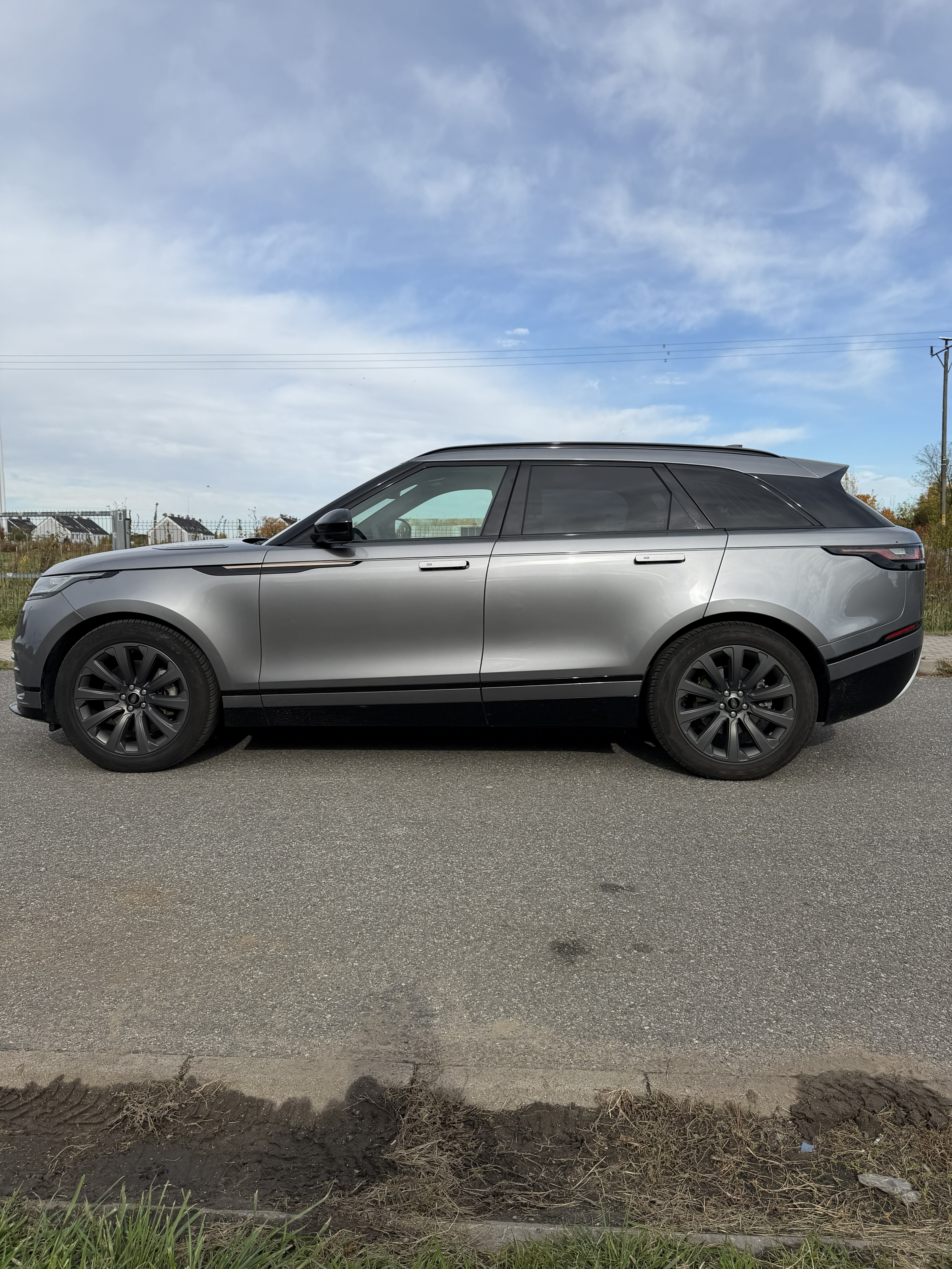 Land Rover Range Rover Velar D200 Dynamic SE — zdjęcie 16