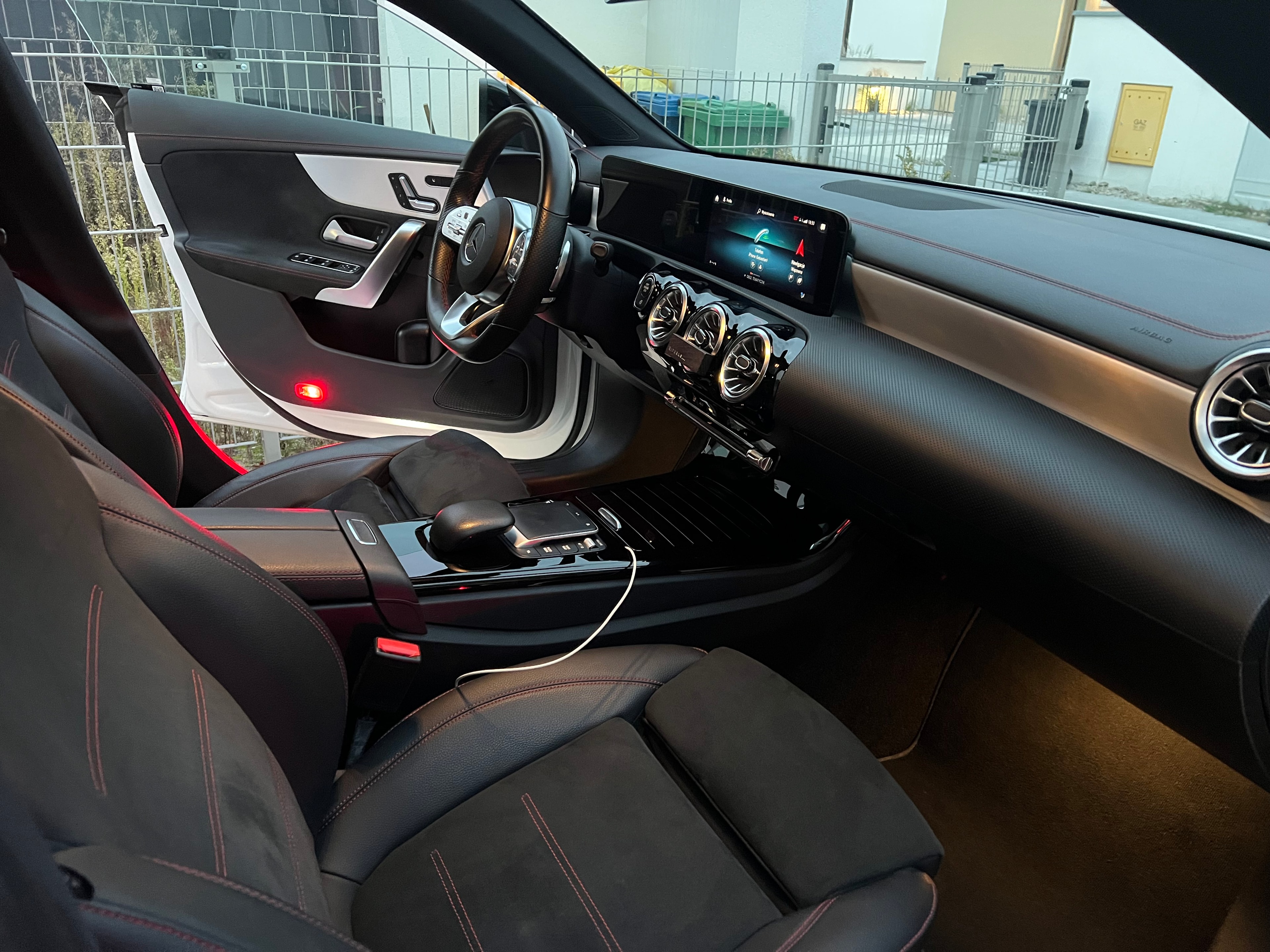 Mercedes-Benz CLA 200 CLA 200 — zdjęcie 14