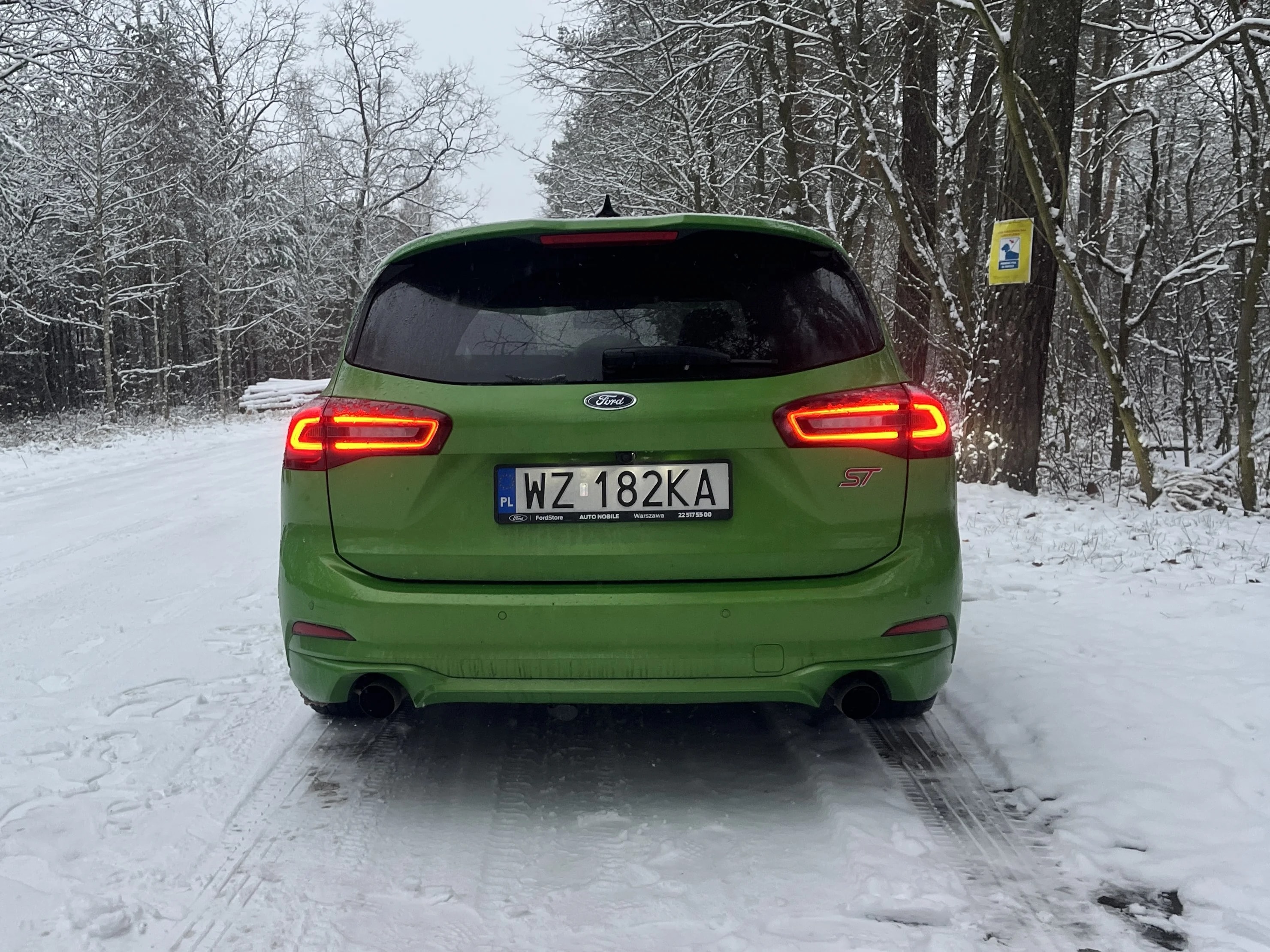 Ford Focus ST X 2.3 Ecoboost — zdjęcie 8