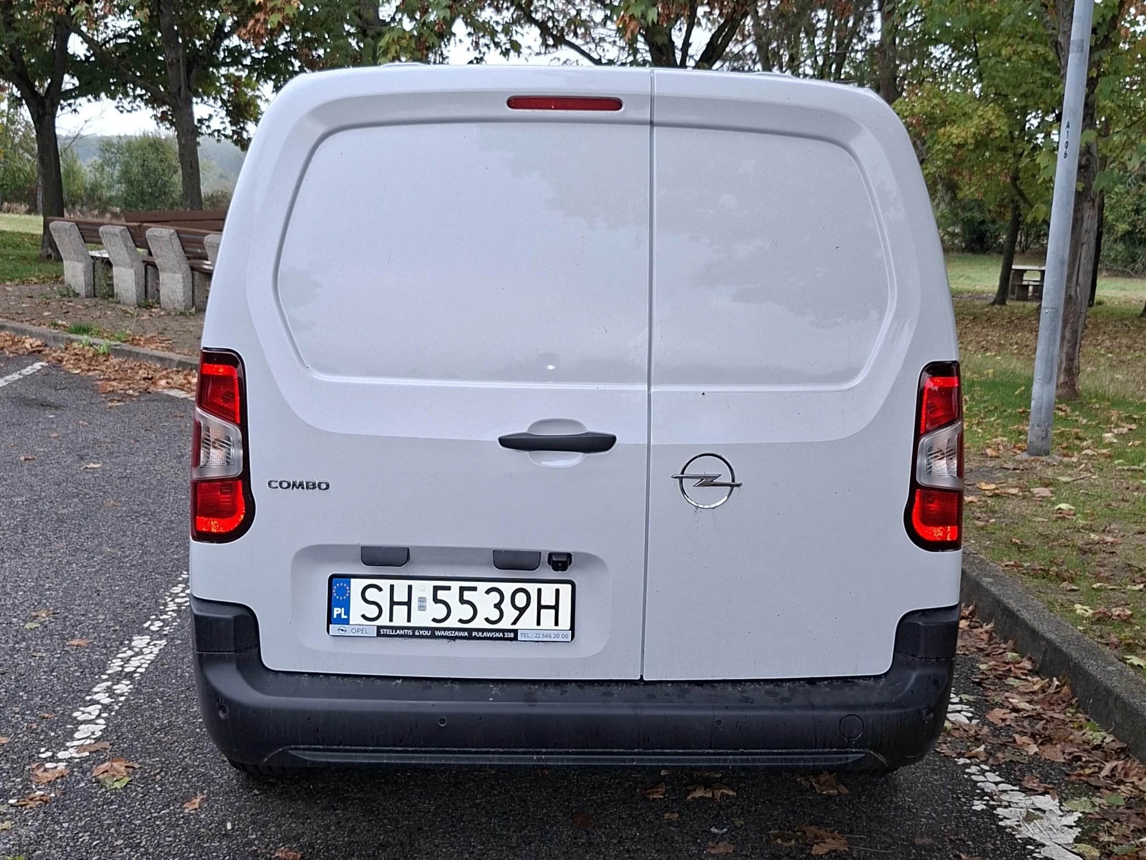 Opel Combo Cargo XL Diesel 100km — zdjęcie 4