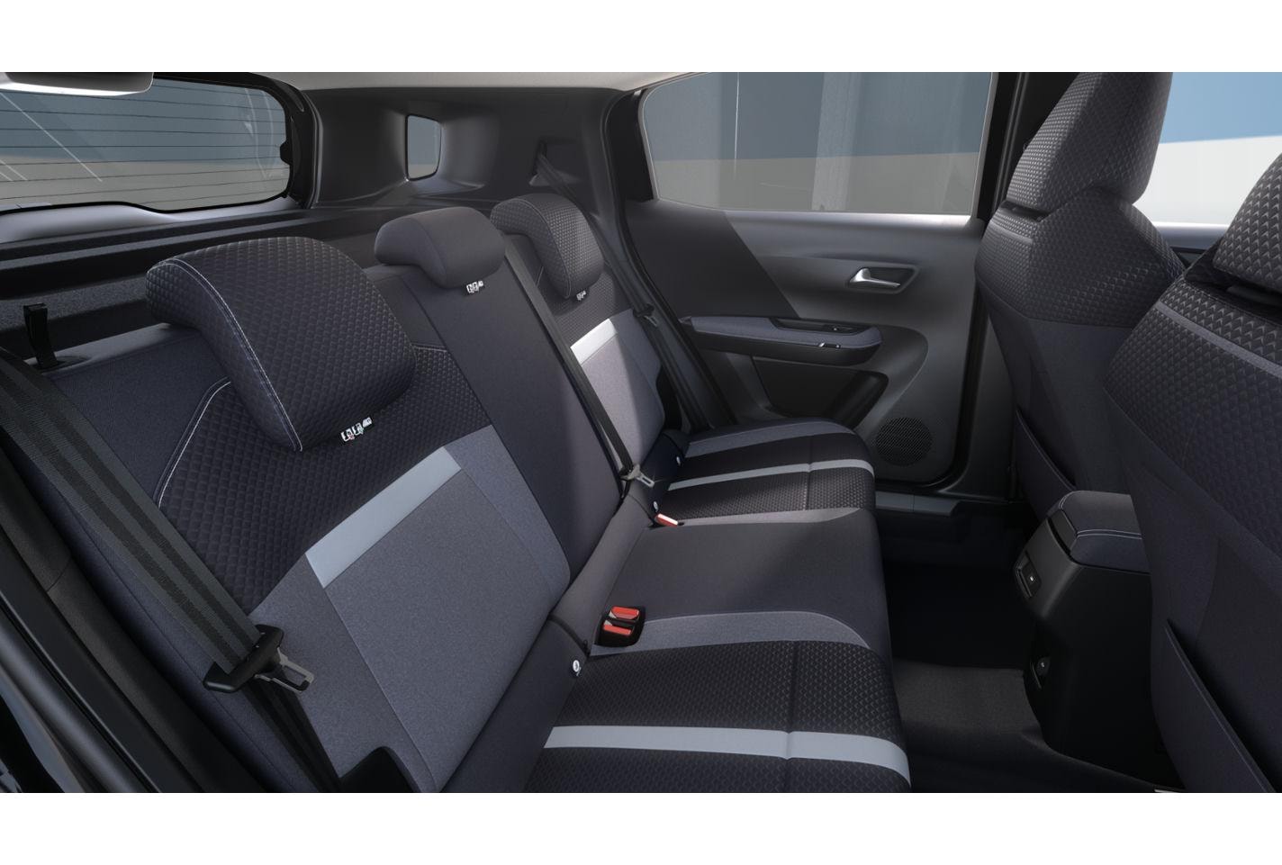 Opel Frontera GS 1.2 Hybrid 145KM — zdjęcie 7