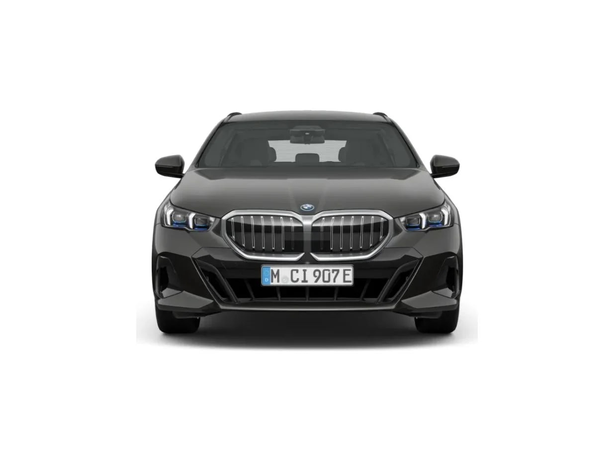 BMW Seria 5 Touring 530e xDrive — zdjęcie 6