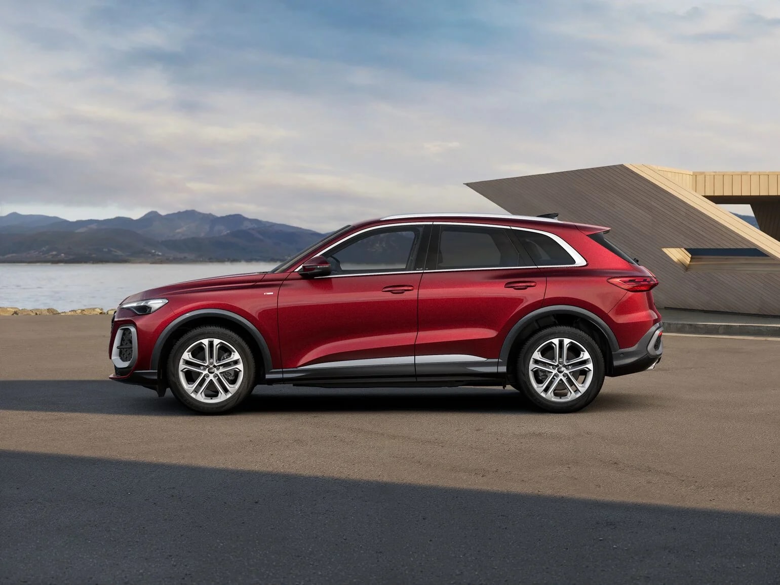 Audi Q5 TFSI quattro — zdjęcie 3