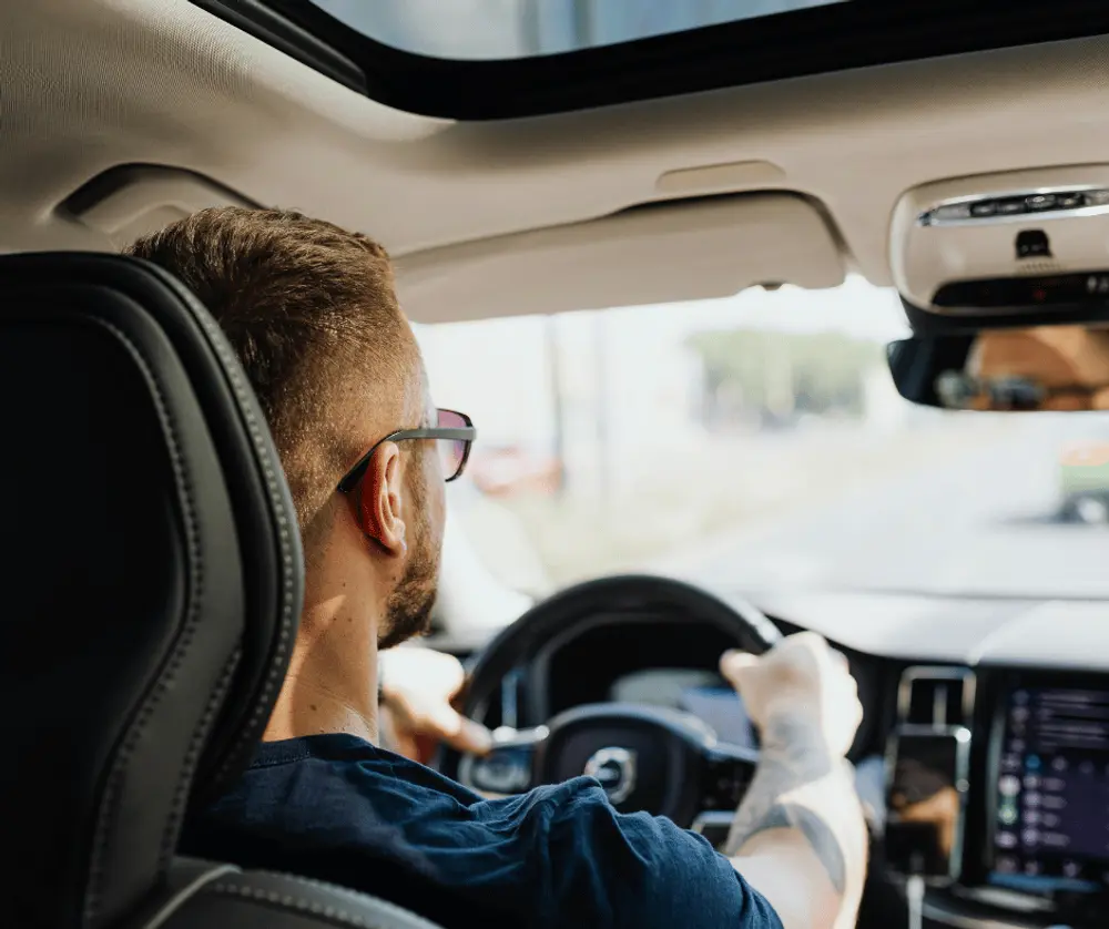 Auto na trasę vs auto do miasta – co wybierają użytkownicy?